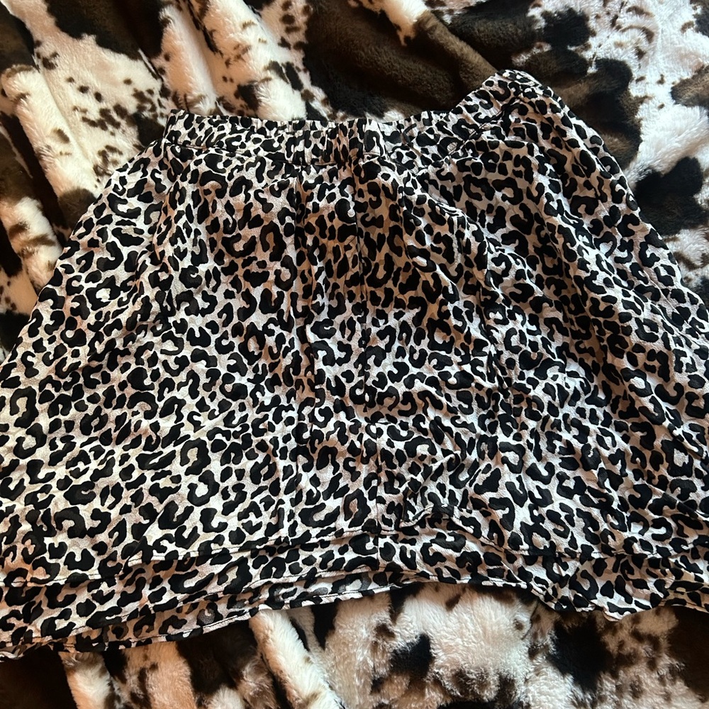 Leopard Print Banana Republic Women's Skirt sz S